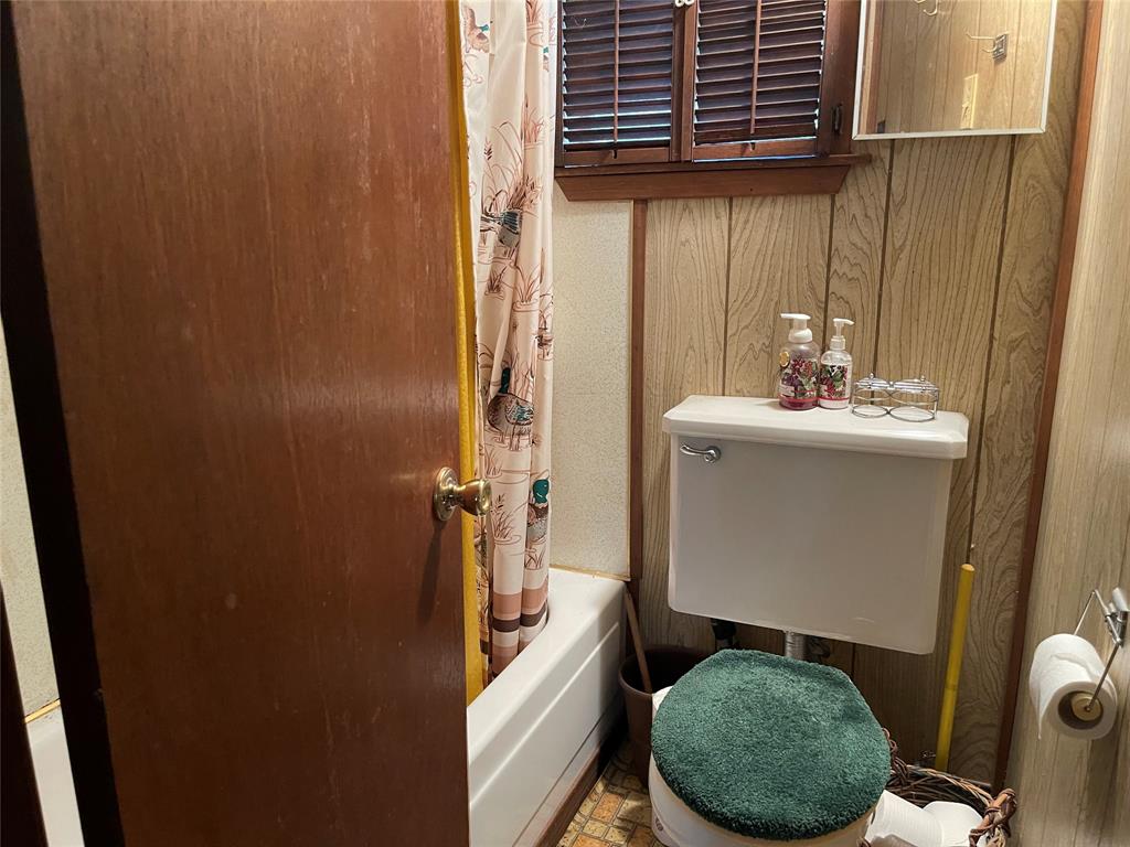 Reds Lake - Residential