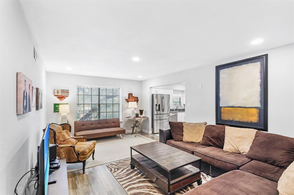 Williamsburg 01 Condo - Residential