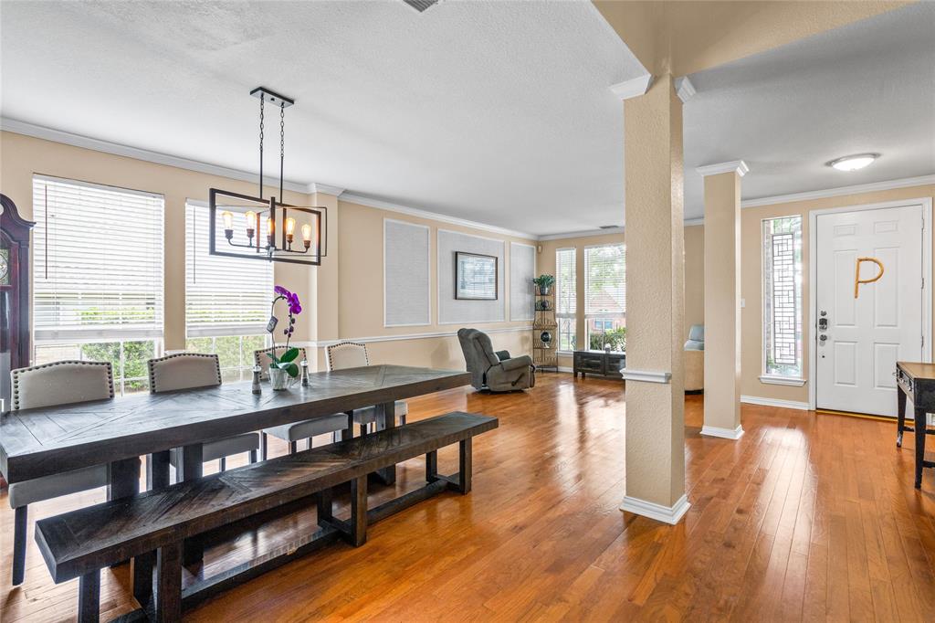 5208 Lake Bend Drive