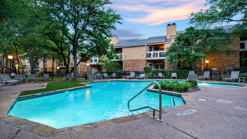 Preston On Creek Condos - Residential