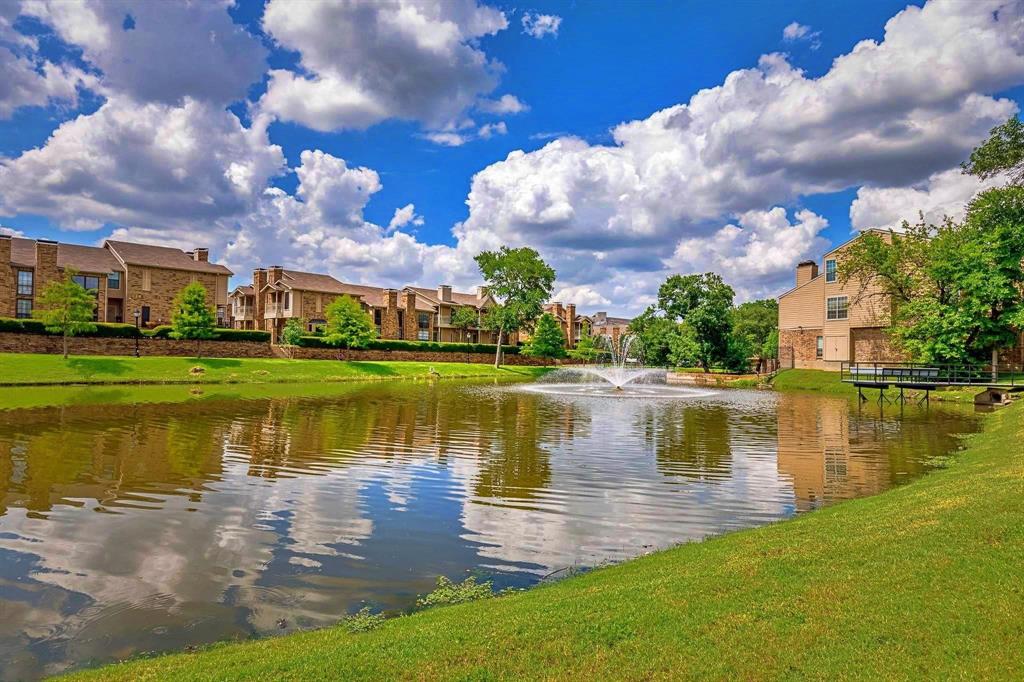 Preston On Creek Condos - Residential