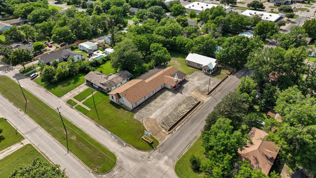 Corsicana - Commercial Sale