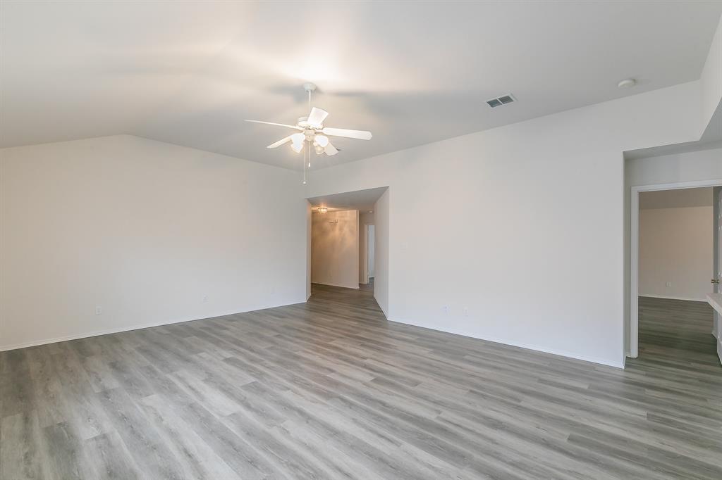 9404 Sundial Drive