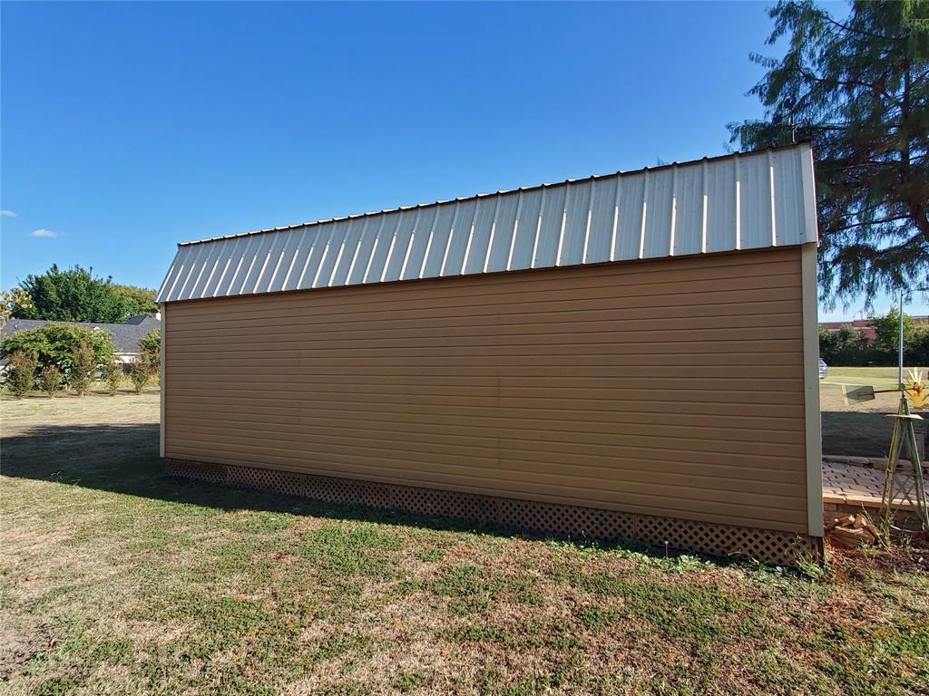 Country Club Village Addition - Land