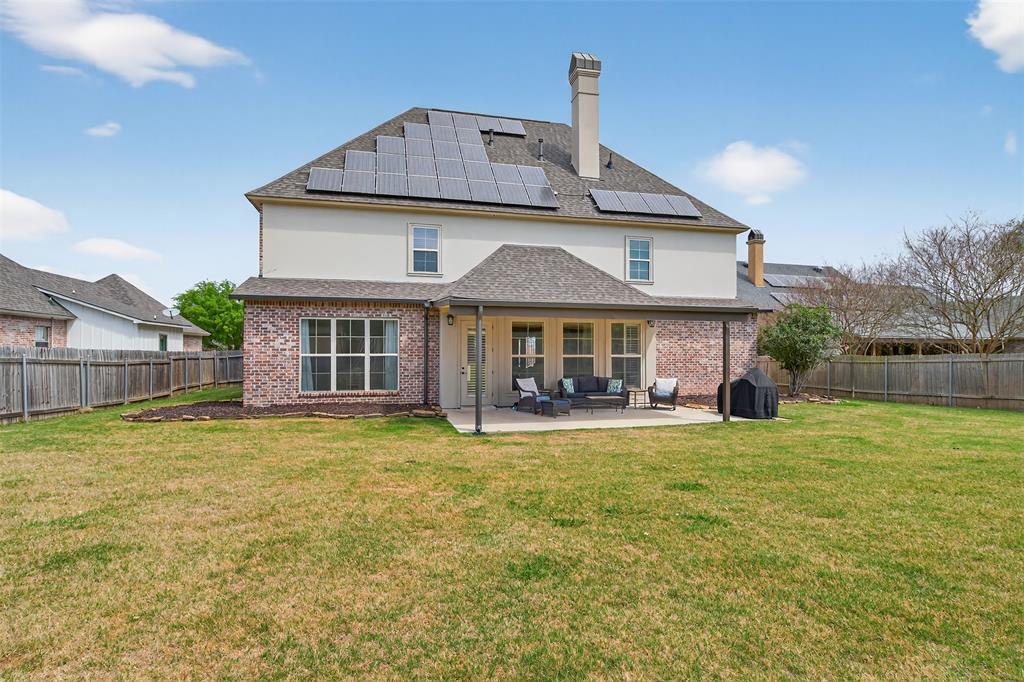 Twelve Oaks - Residential