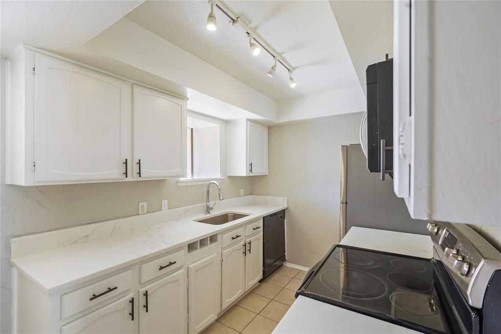 Quail Run Condo - Residential