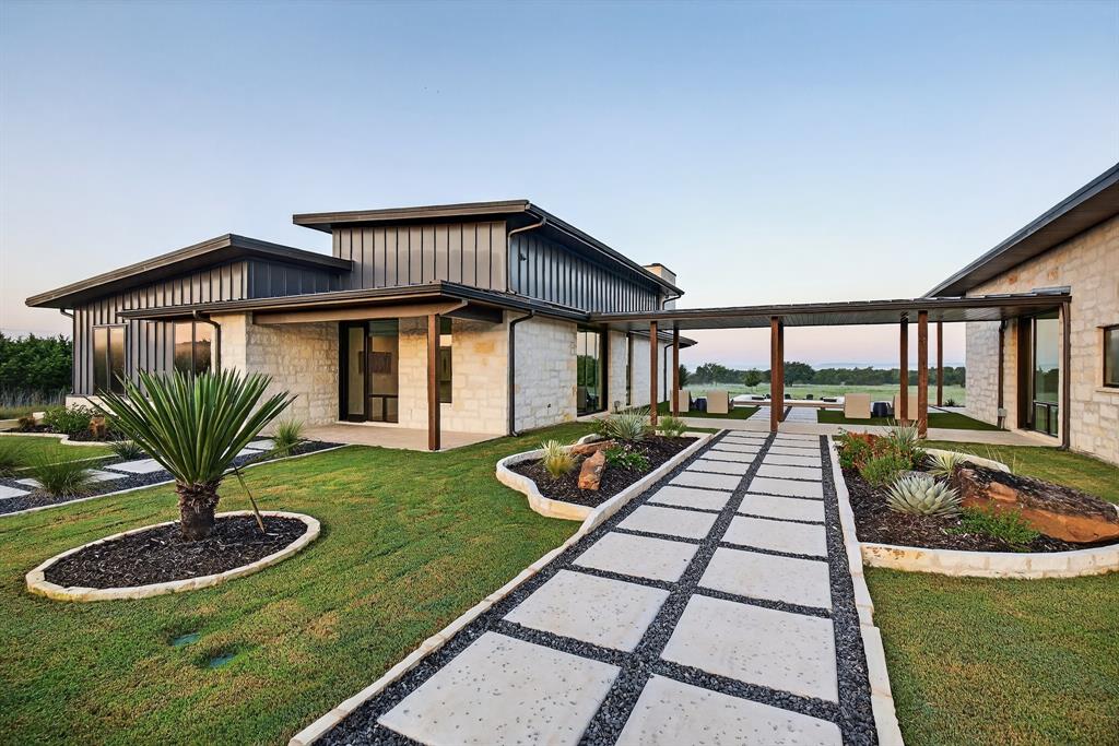 5579 County Road 2013