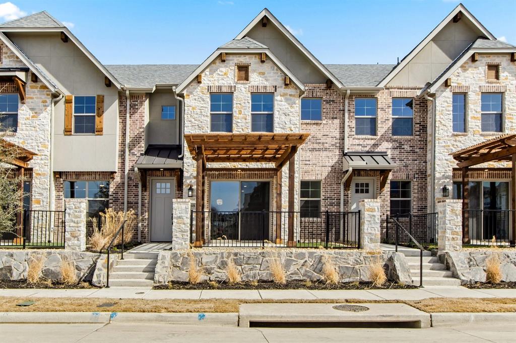 1208 Armstrong