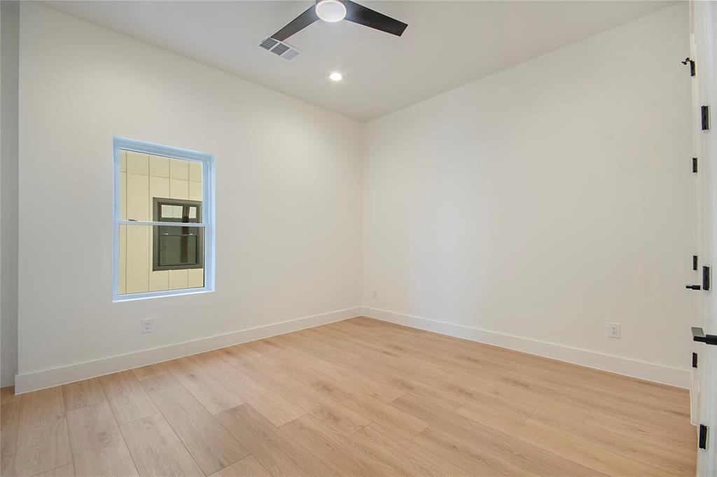 Riverset - Residential