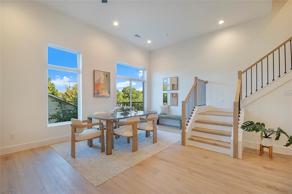 Riverset - Residential