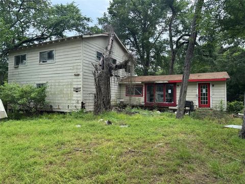 105 CR 538 Fairfield TX 75840