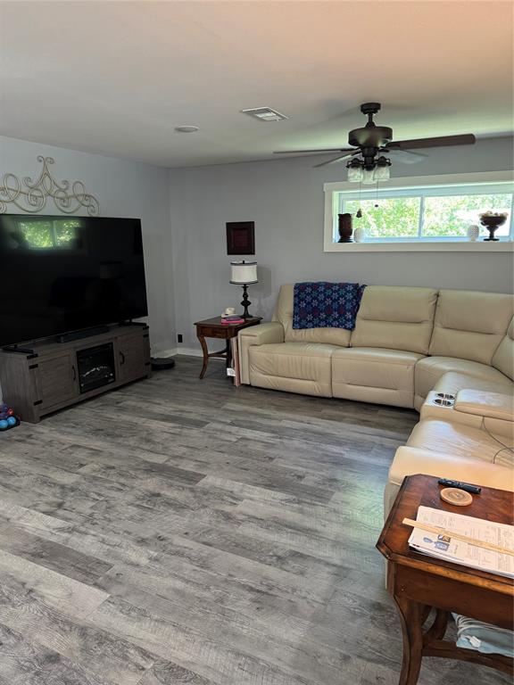 1525 Smith Road