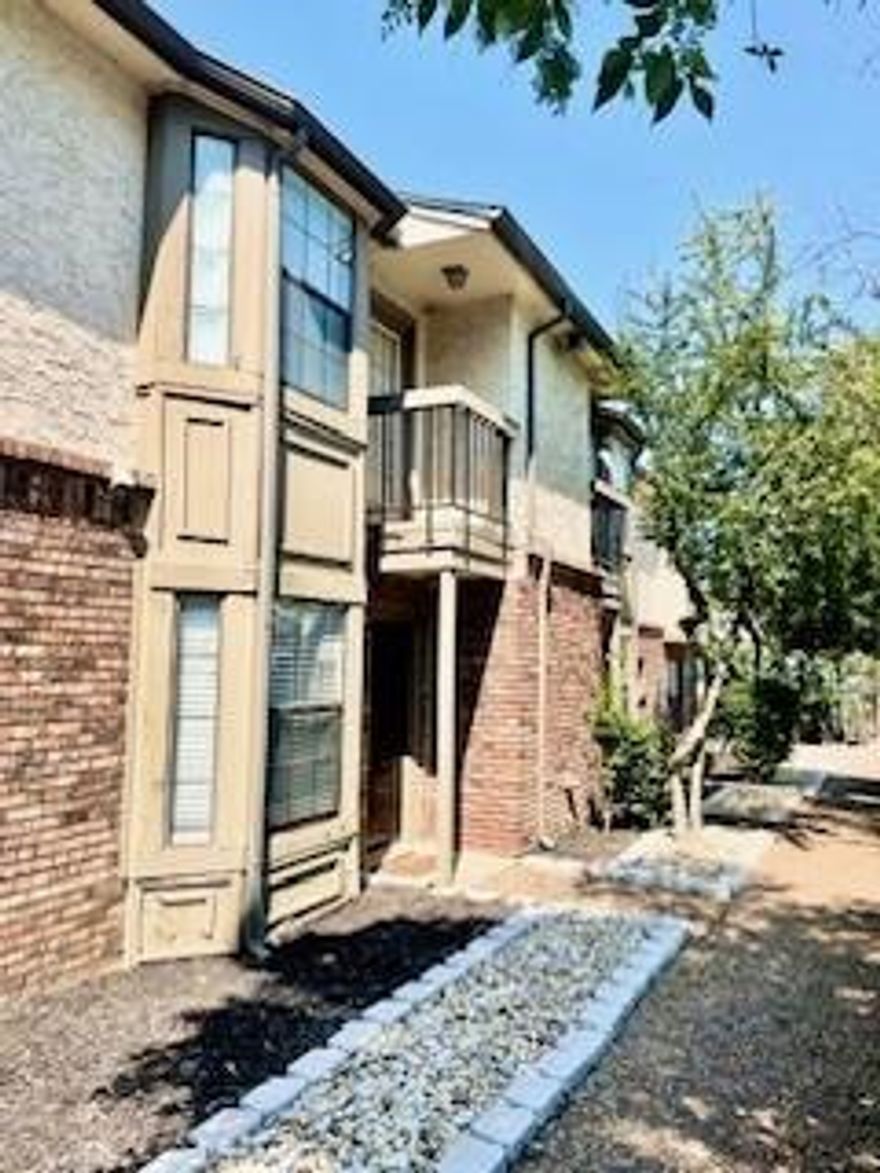 Updated 2 Bed, 3 Bath Condo in Prime North Dallas Location!

Freshly painted with new luxury vinyl plank flooring and carpet, this spacious condo offers 2 bedrooms, 3 full baths, and a bright open layout perfect for modern living. Both bedrooms feature en-suite baths, plus a third half bath adds extra convenience.

Located just minutes from top shopping, dining, and walking distance to Topgolf, you’ll love the unbeatable North Dallas location!

Now includes our Resident Benefit Package for $55mo, featuring:
 Renters insurance
 AC filter delivery
 Credit building
 Pest control
 Rewards program & more!