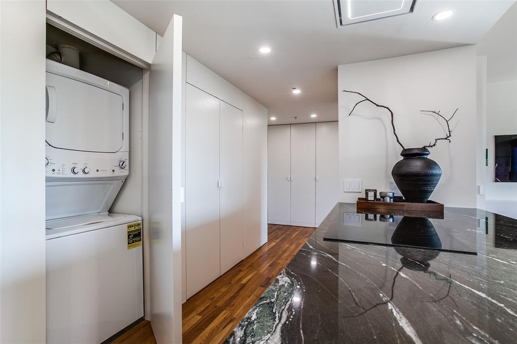 La Tour Condo - Residential Lease