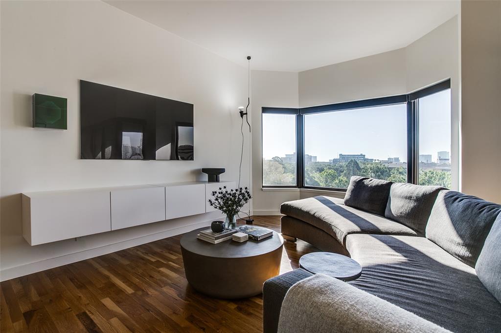 La Tour Condo - Residential Lease