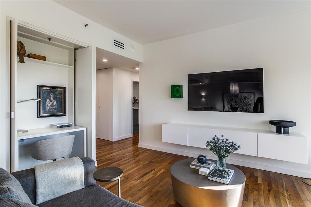 La Tour Condo - Residential Lease