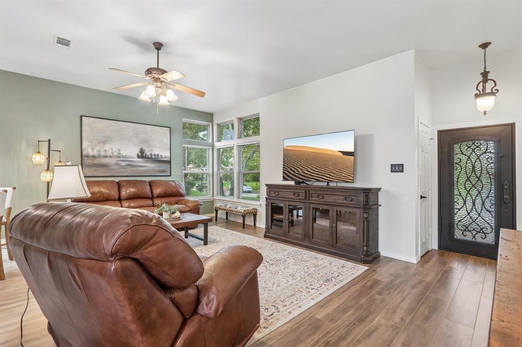 2031 Greenstone Trail
