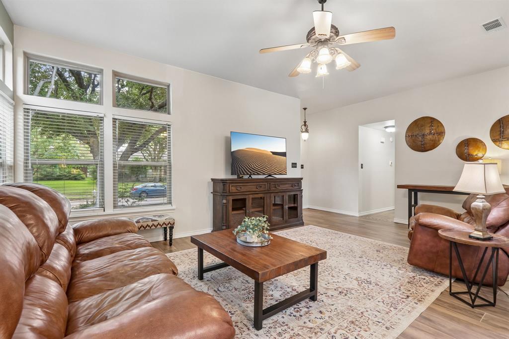 2031 Greenstone Trail