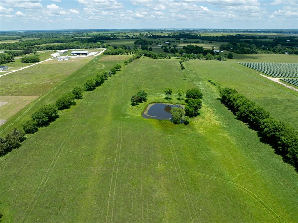 00 Private road 24970