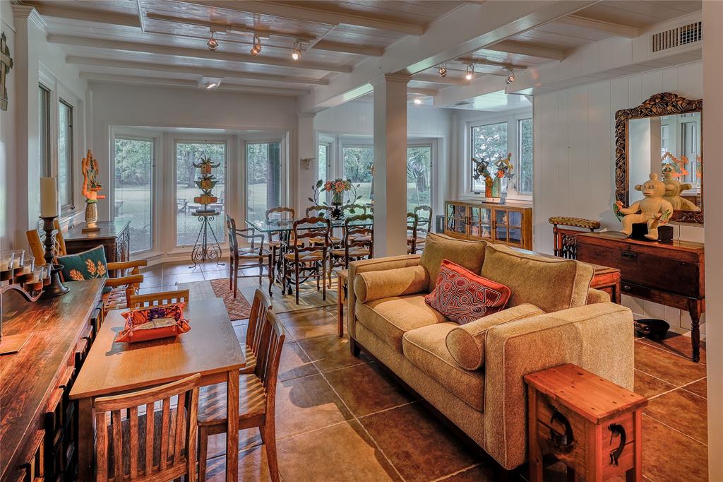 AB 22 S BUCHANAN - Residential