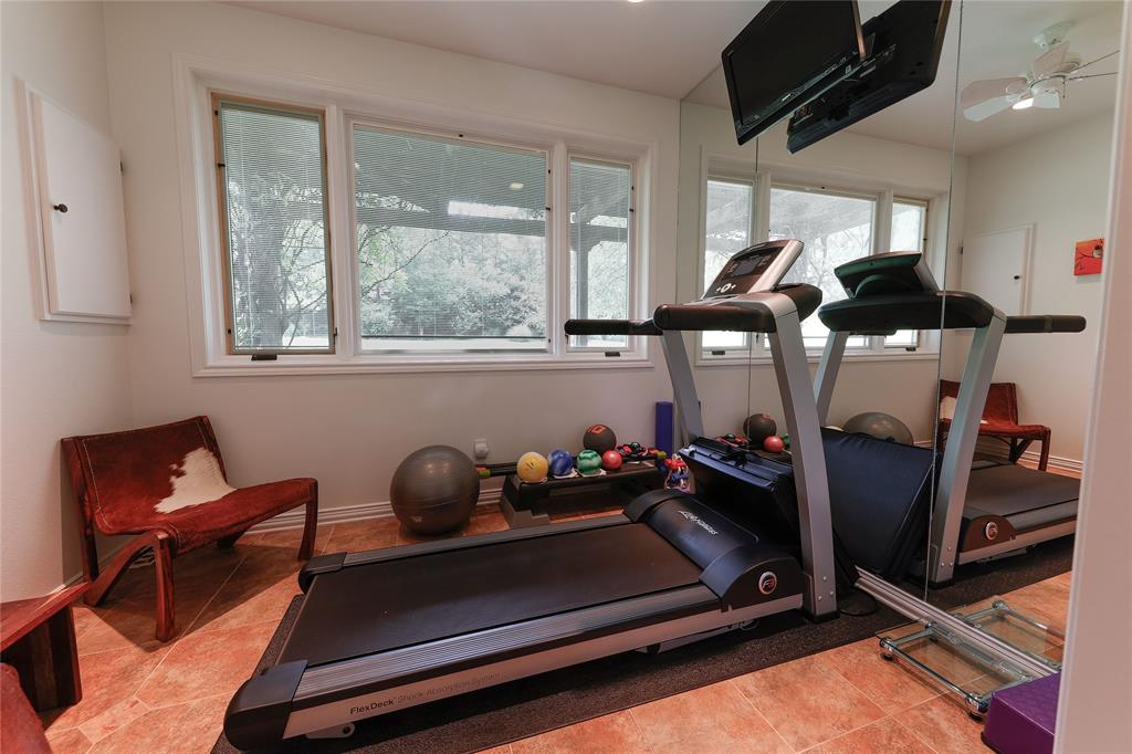 AB 22 S BUCHANAN - Residential