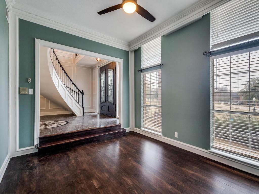 140 Twin Lakes Drive