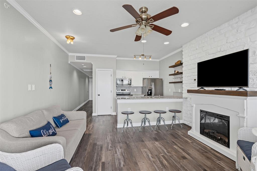 The Lodge Of Granbury - Residential