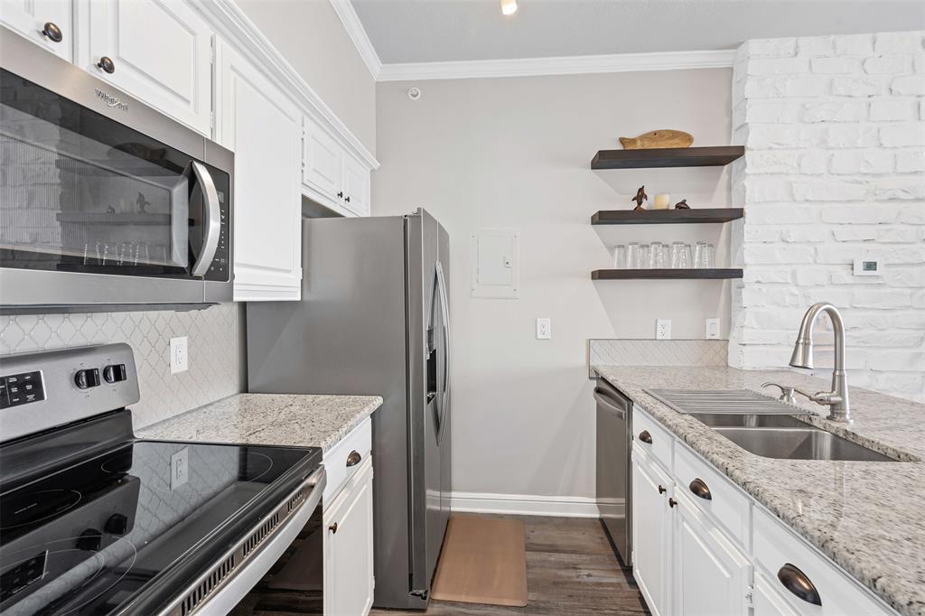 The Lodge Of Granbury - Residential