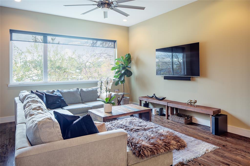 HAWTHORNE STREET TOWNHOMES - Residential Lease