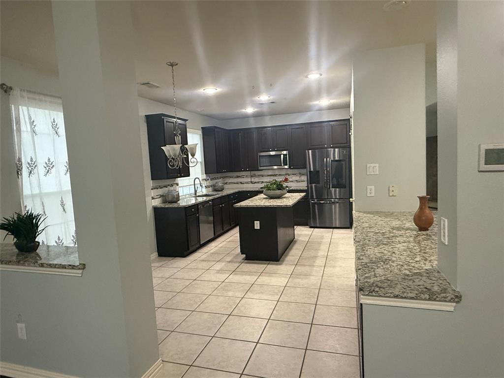 Wellington Of Flower Mound Ph - Residential Lease