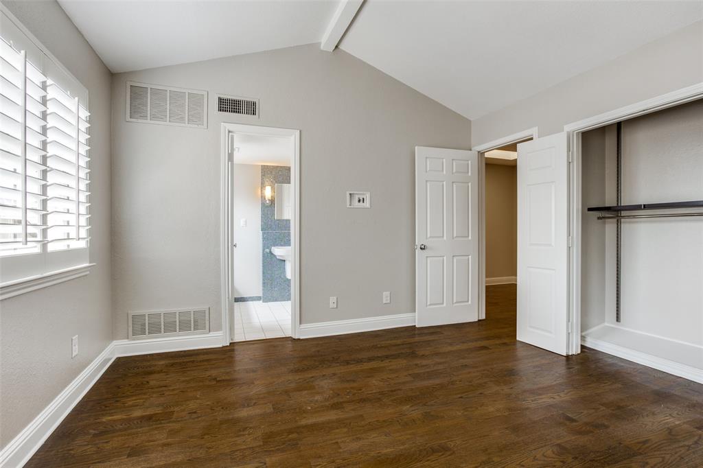 Barrington Oaks At Turtle Creek - Residential