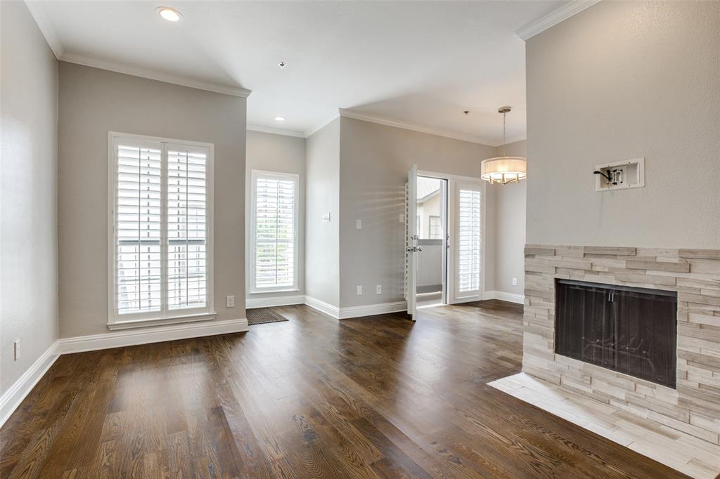 Barrington Oaks At Turtle Creek - Residential