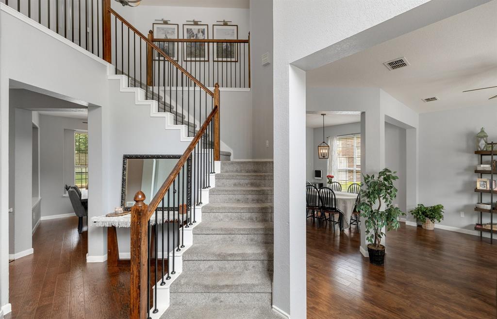 608 Tealwood