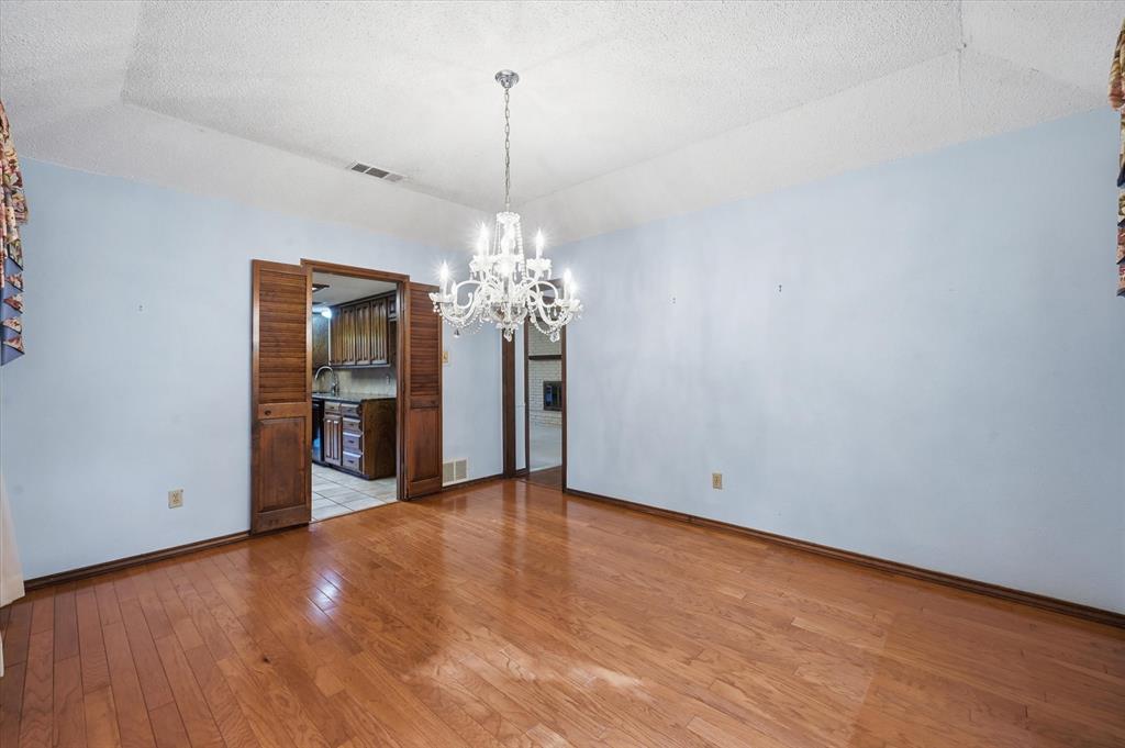 2900 Greenbrook Drive