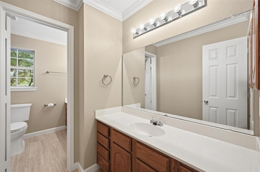 Highland Village, Texas 75077, United States, 5 Bedrooms Bedrooms, ,4 BathroomsBathrooms,Residential,Active,240280