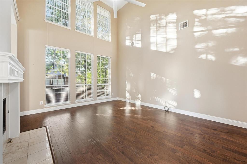 Highland Village, Texas 75077, United States, 5 Bedrooms Bedrooms, ,4 BathroomsBathrooms,Residential,Active,240280