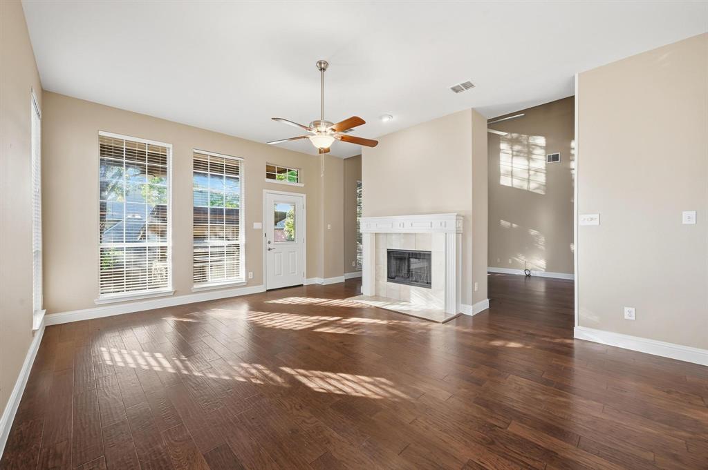 Highland Village, Texas 75077, United States, 5 Bedrooms Bedrooms, ,4 BathroomsBathrooms,Residential,Active,240280