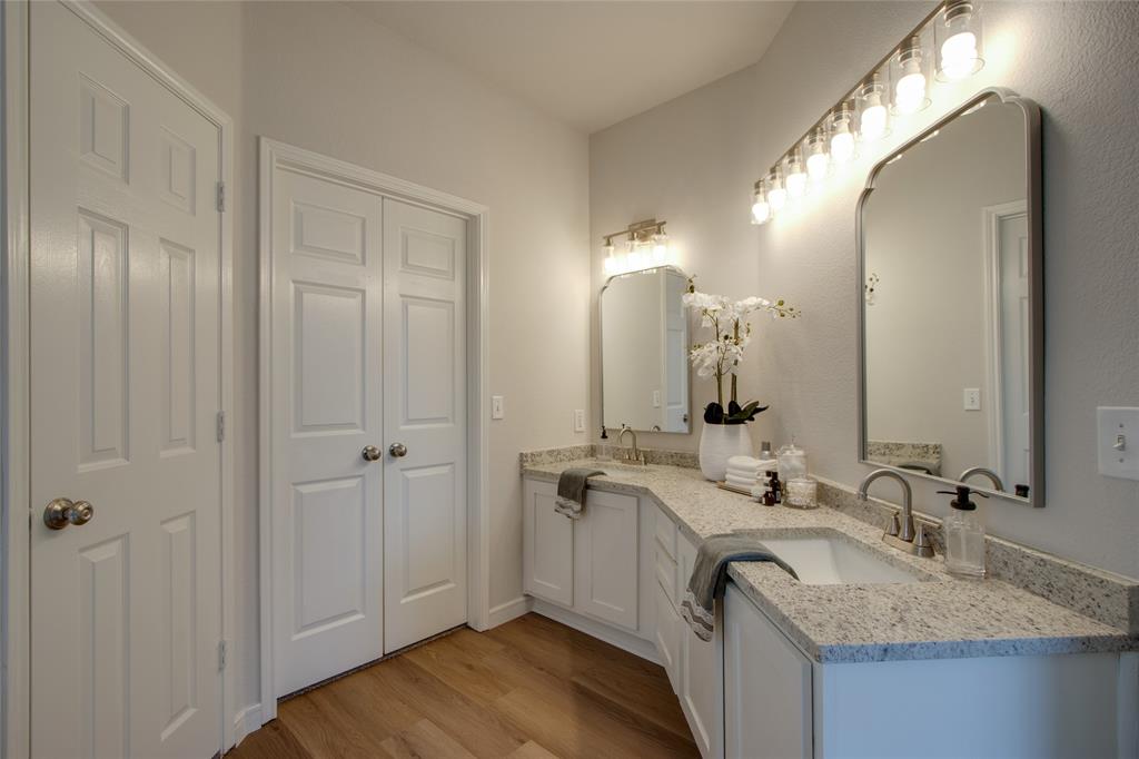 Village Of Oak Park - Residential