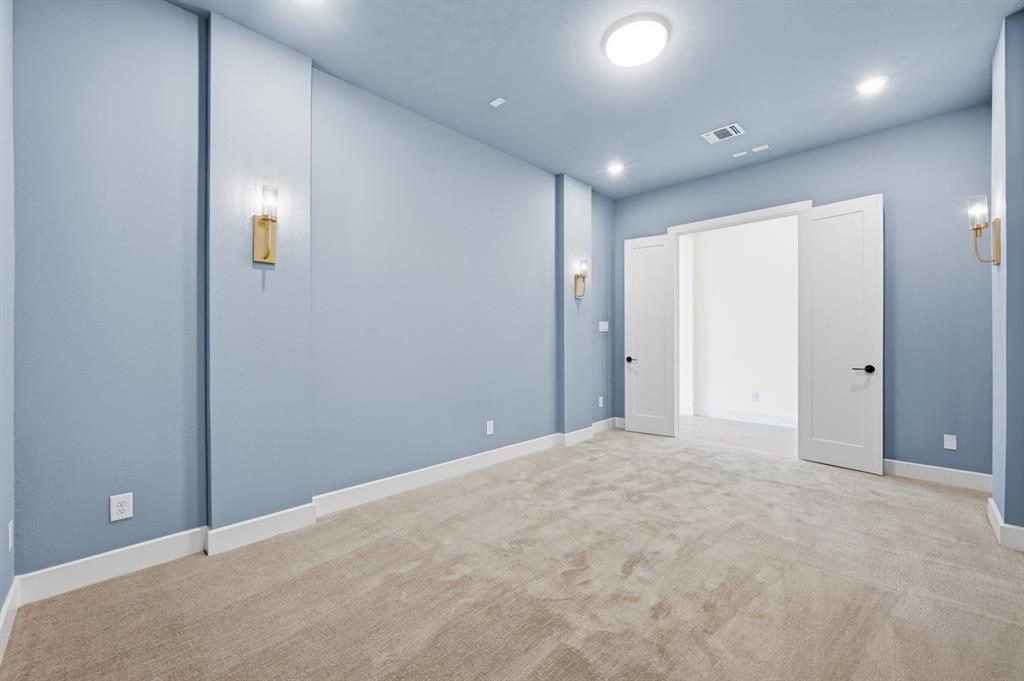 Mustang Lakes - Residential