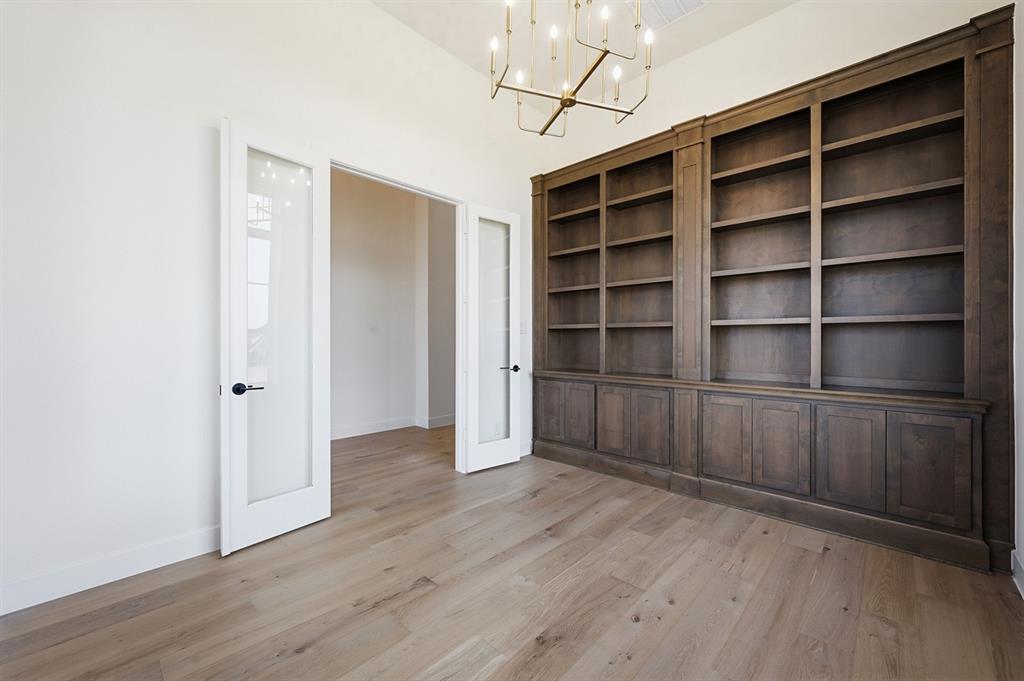 Mustang Lakes - Residential