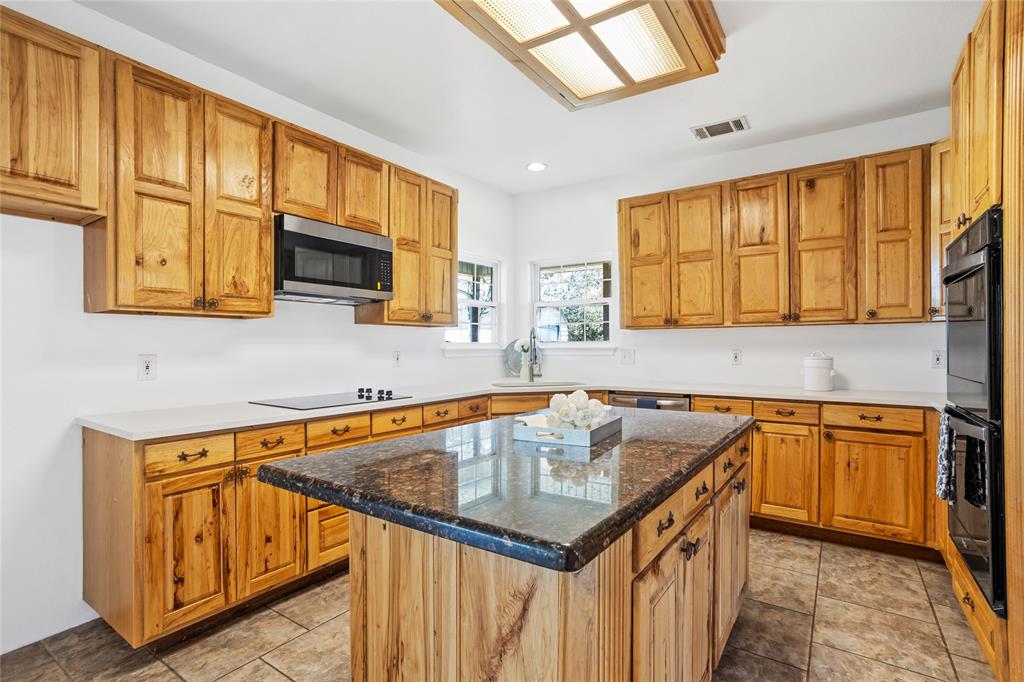 John W Fields Abs #266 - Residential