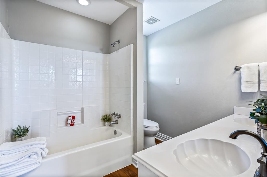 John W Fields Abs #266 - Residential