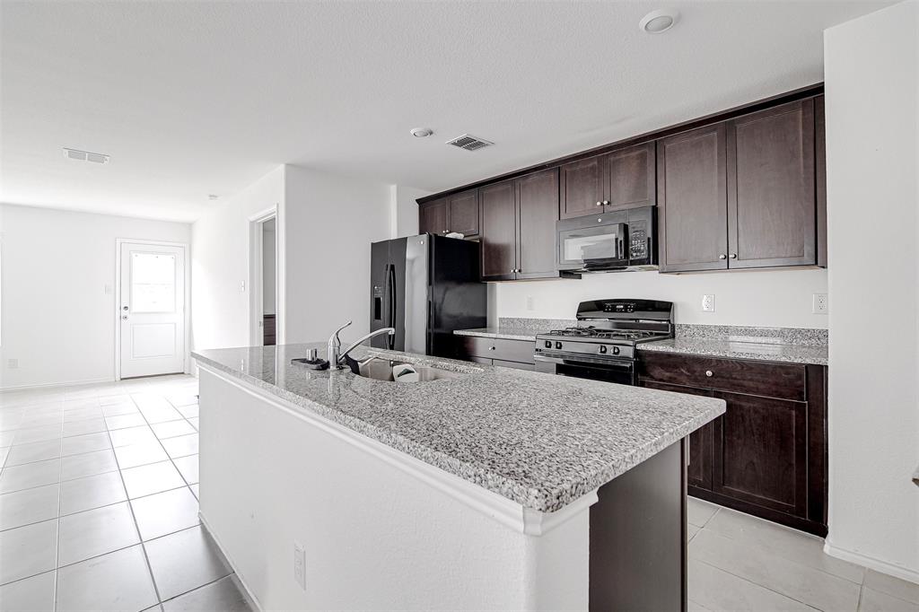 Primrose Xing Ph 6 - Residential