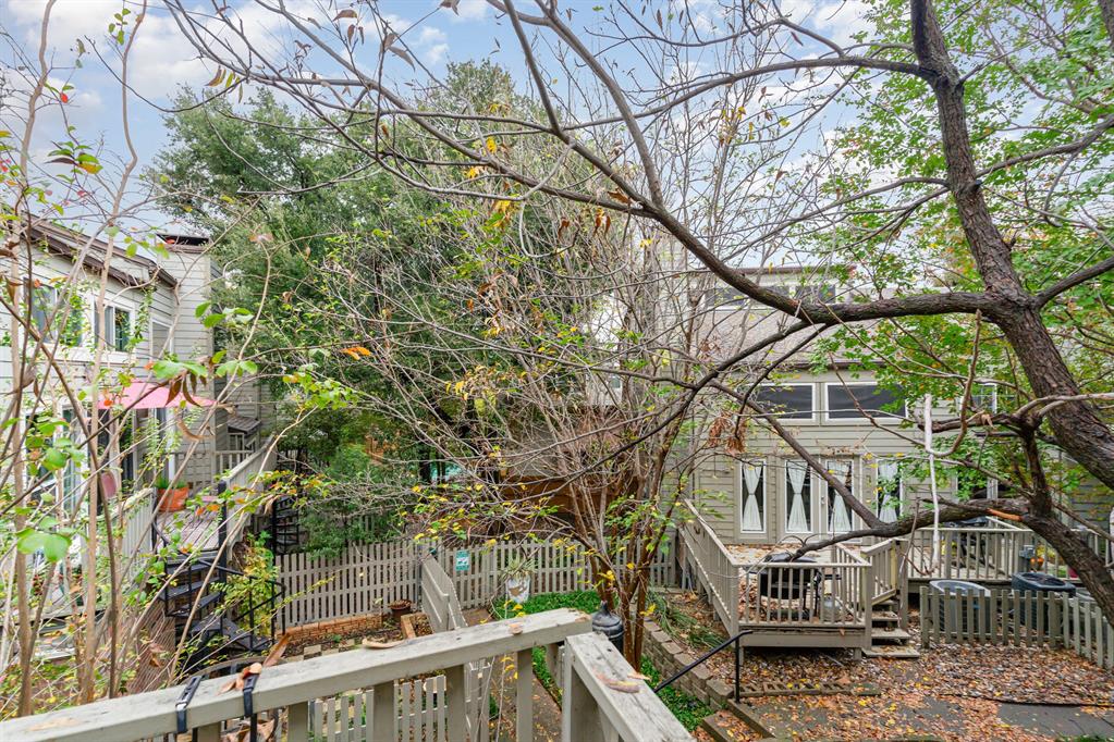 Woodridge Condos - Residential