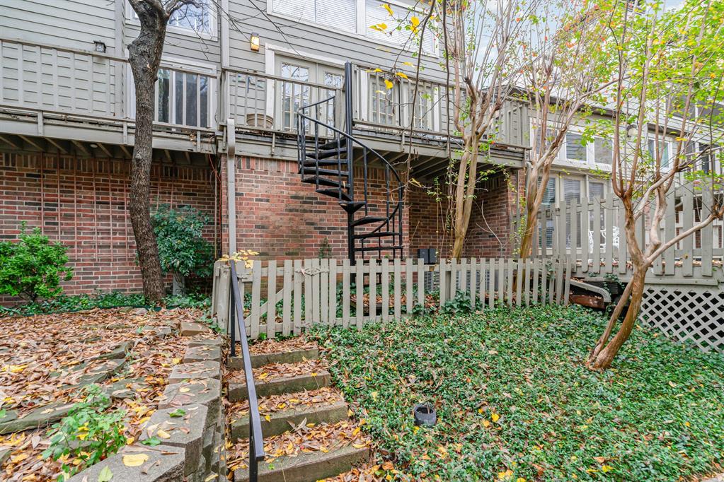 Woodridge Condos - Residential