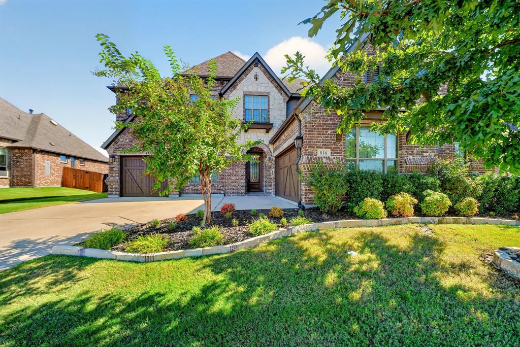 816 Lazy Brooke Drive