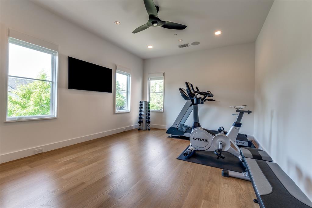 UNIVERSITY HEIGHTS - Residential