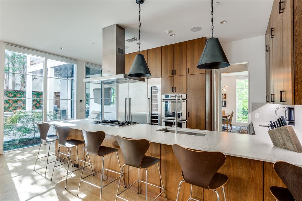 UNIVERSITY HEIGHTS - Residential