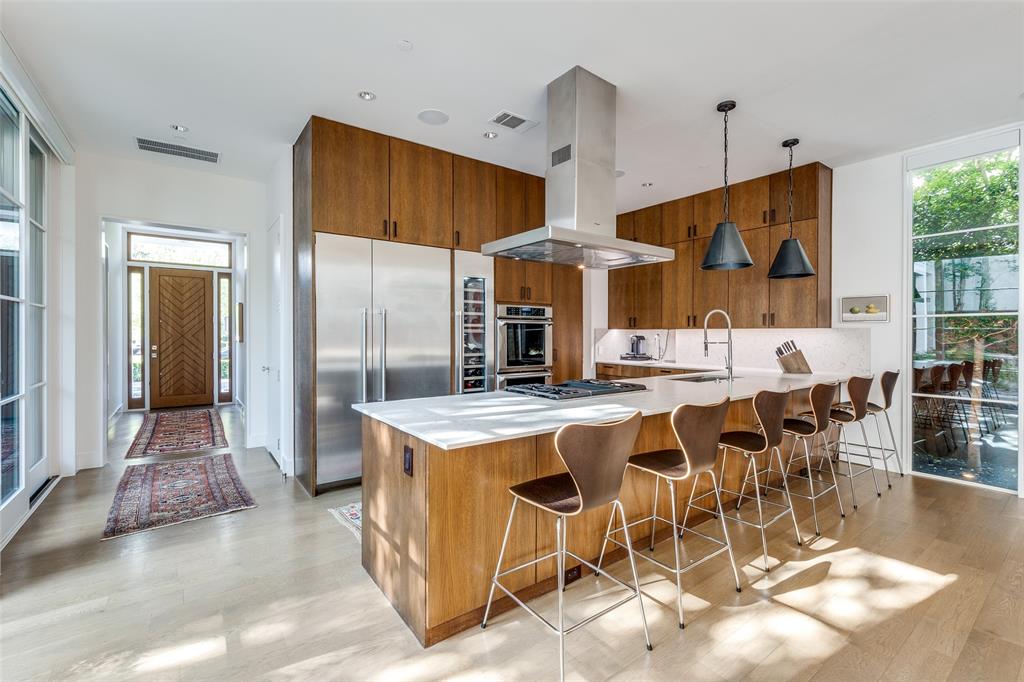 UNIVERSITY HEIGHTS - Residential