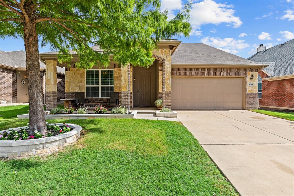 1705 Quail Springs Circle